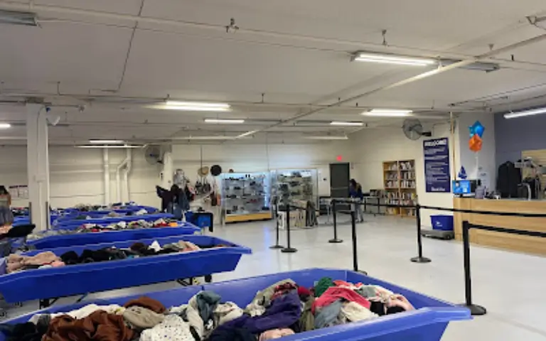 Goodwill Outlet CA San Diego Downtown
