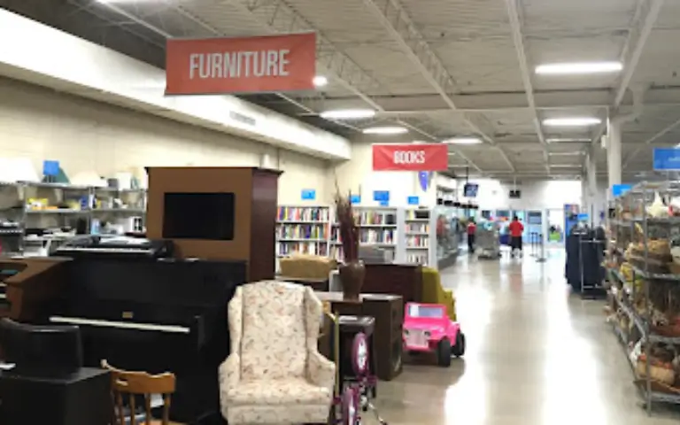 Goodwill Outlet Milwaukee WI